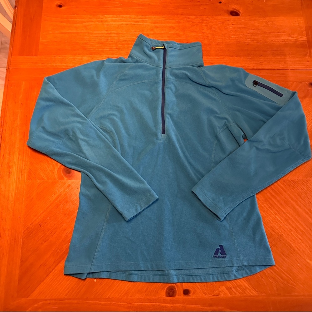 Eddie Bauer - First Ascent - 1/2 zip Fleece - Blue - Sz M